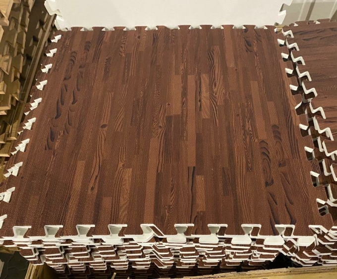 Schutzmatte Bodenmatte gebraucht 60x60cm Holzoptik